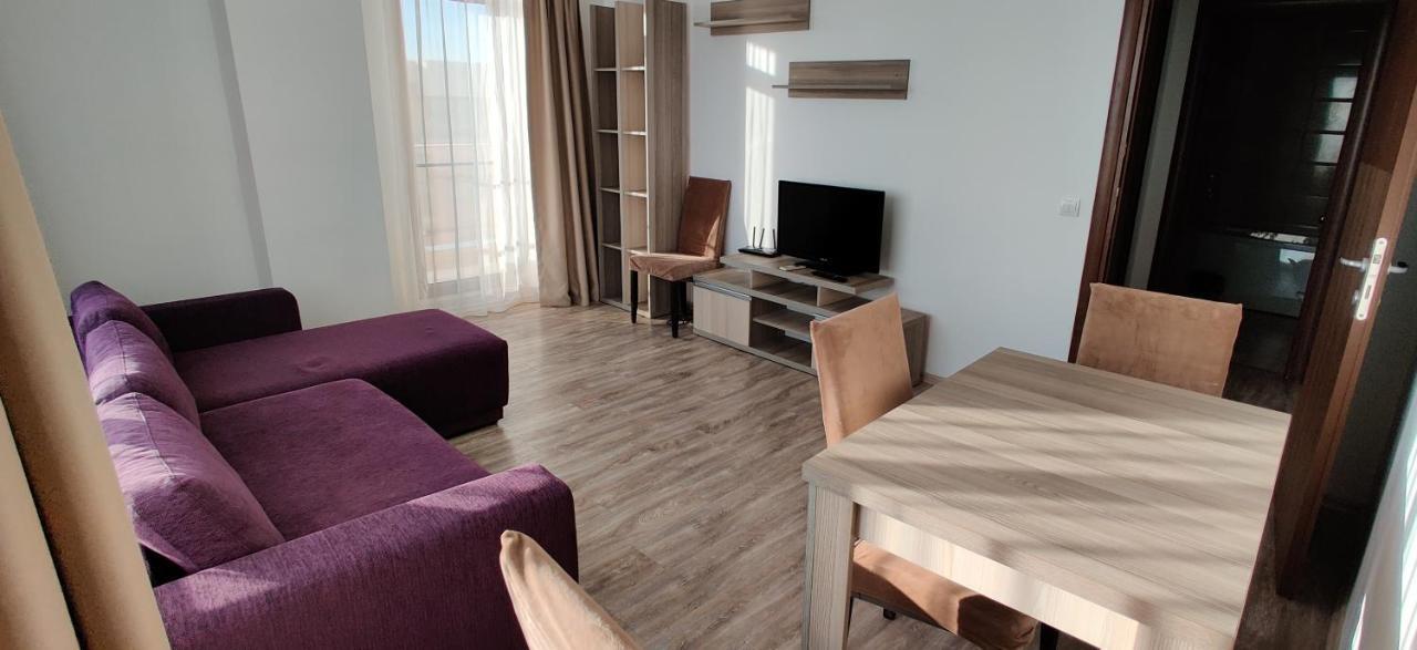 Nor Apartments Summerland Mamaia Exterior photo