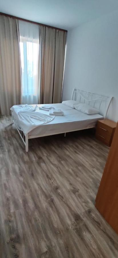 Nor Apartments Summerland Mamaia Exterior photo
